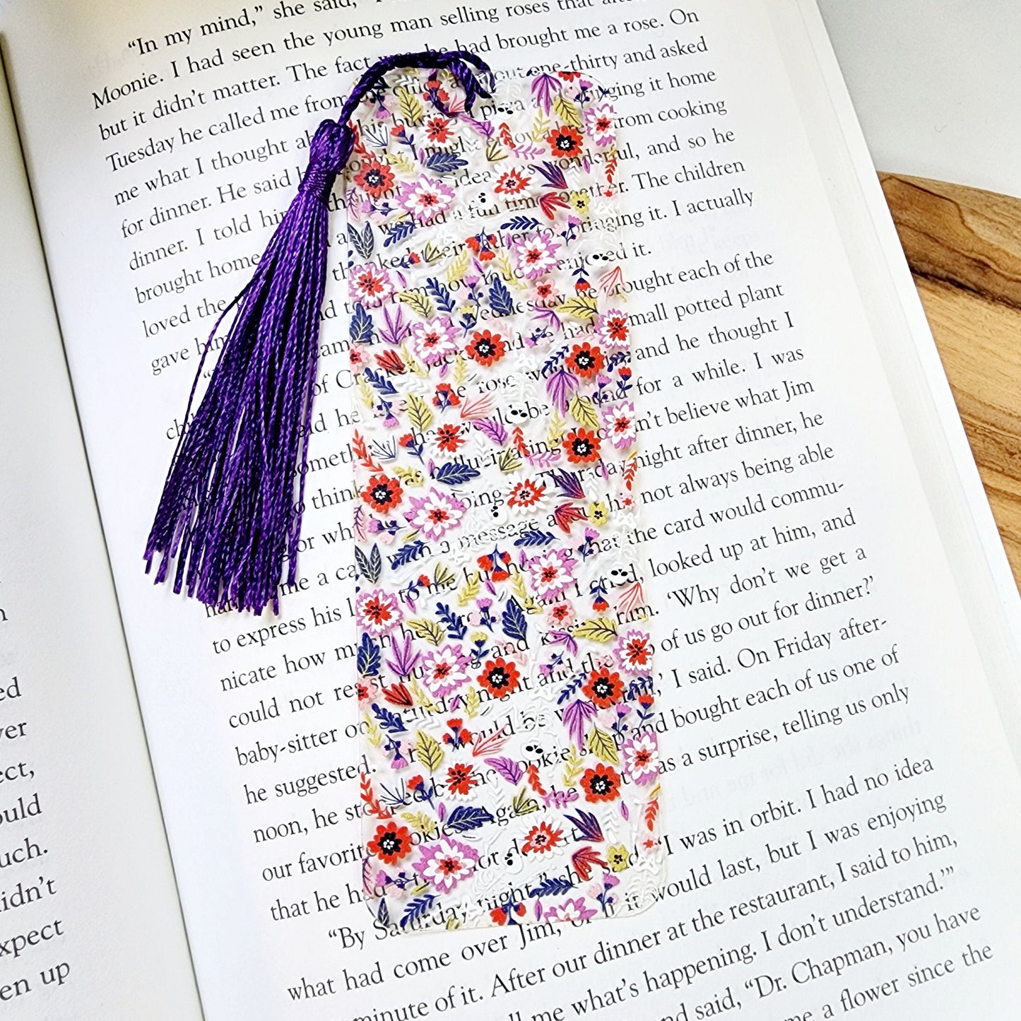 Flexible Acrylic Bookmark with Tassel / Flowers and Skeletons Bookmark