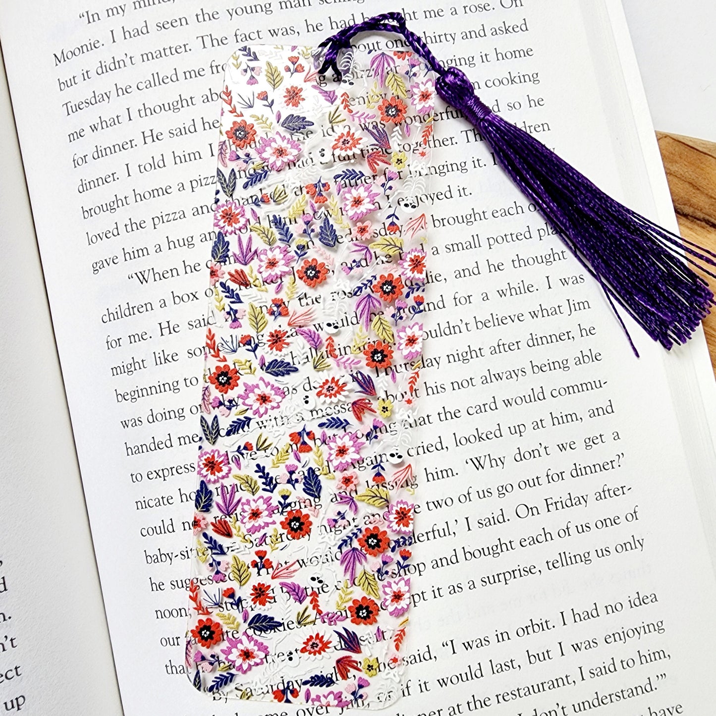 Flexible Acrylic Bookmark with Tassel / Flowers and Skeletons Bookmark