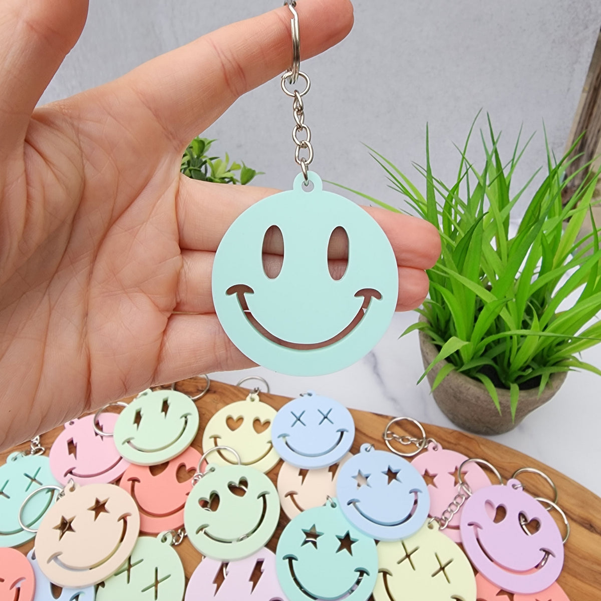 Smiley Face Acrylic Keychain: Cheerful Backpack Tag & Keyring