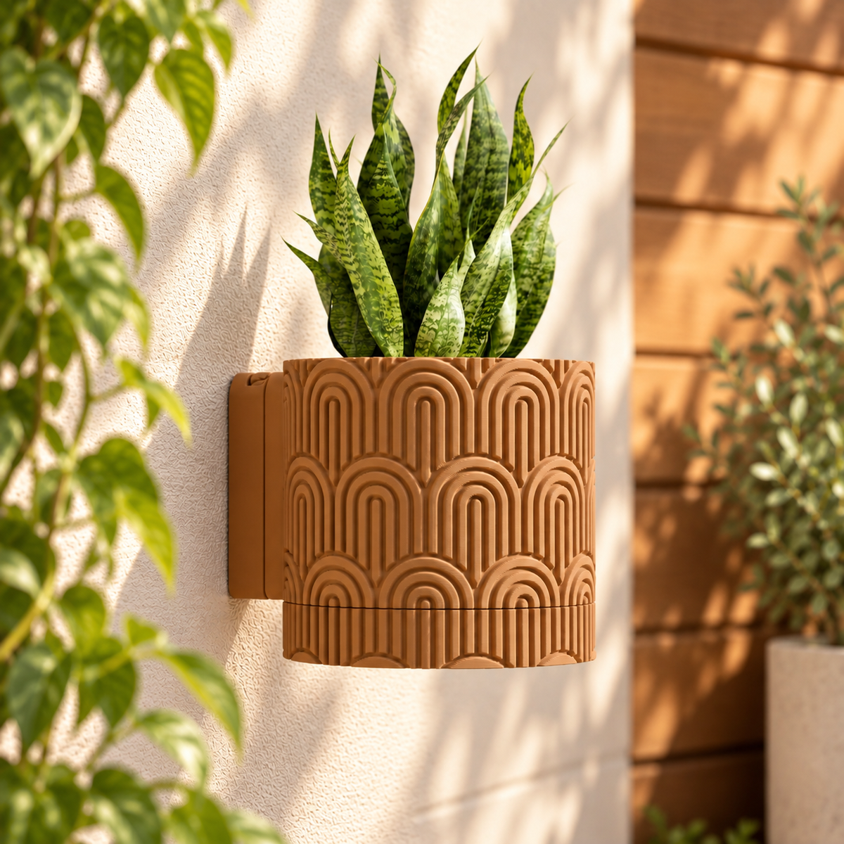 3D Printed Wall Planter with Drainage, Modern Indoor Hanging Plant Pot, Geometric Wall Decor, Unique Plant Gift