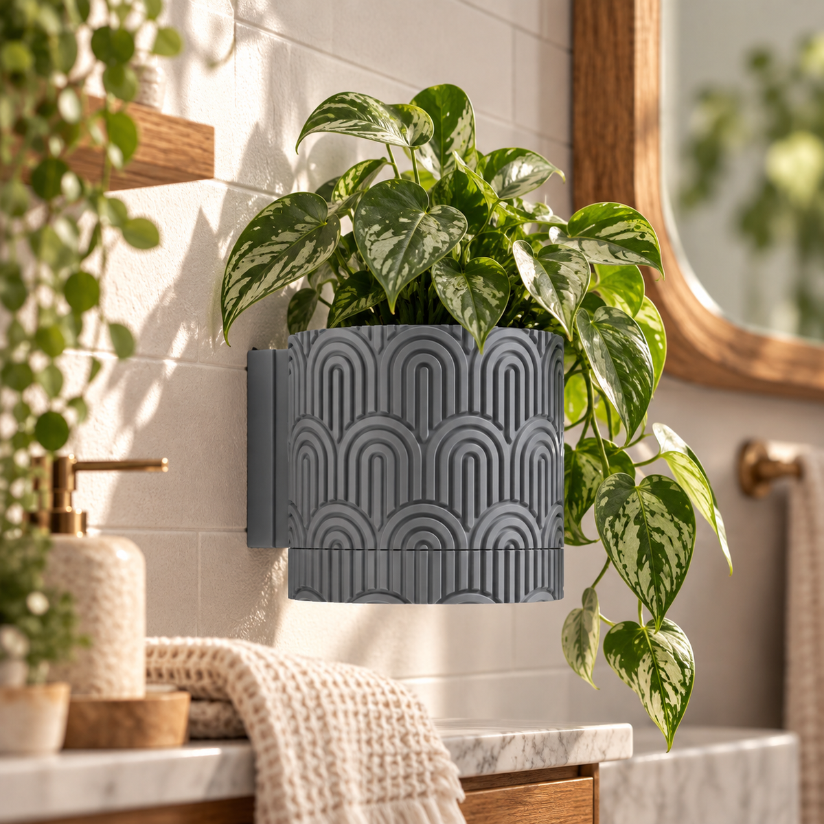 3D Printed Wall Planter with Drainage, Modern Indoor Hanging Plant Pot, Geometric Wall Decor, Unique Plant Gift