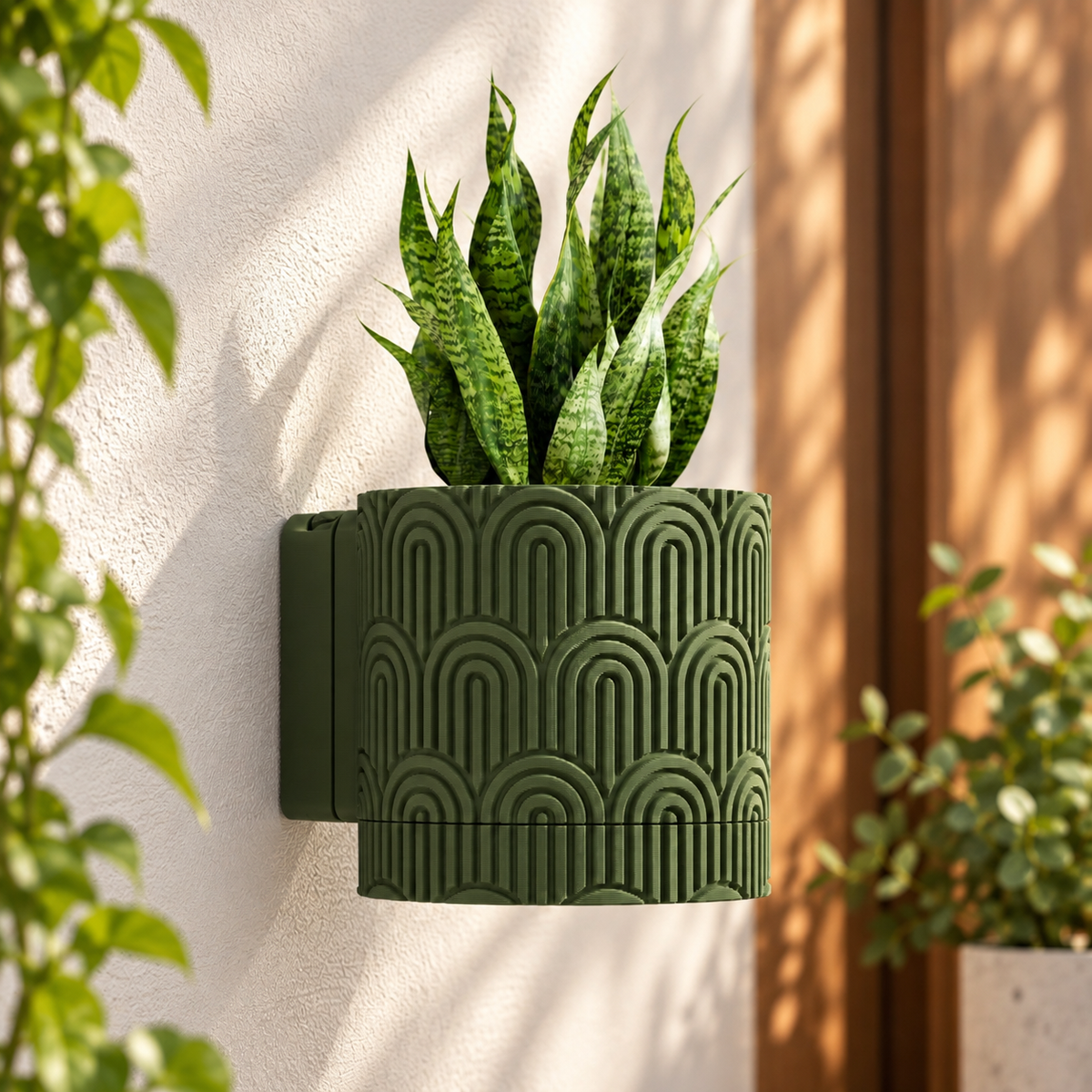 3D Printed Wall Planter with Drainage, Modern Indoor Hanging Plant Pot, Geometric Wall Decor, Unique Plant Gift